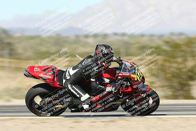 media/Dec-04-2025-Racers Edge (Thu) [[5ebc9f124d]]/3-B Group/5-Session 2 Turn 2 inside Speed Pans/